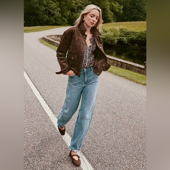 LOFT High Rise Barrel Jeans, size 6 - Picture 2 of 6